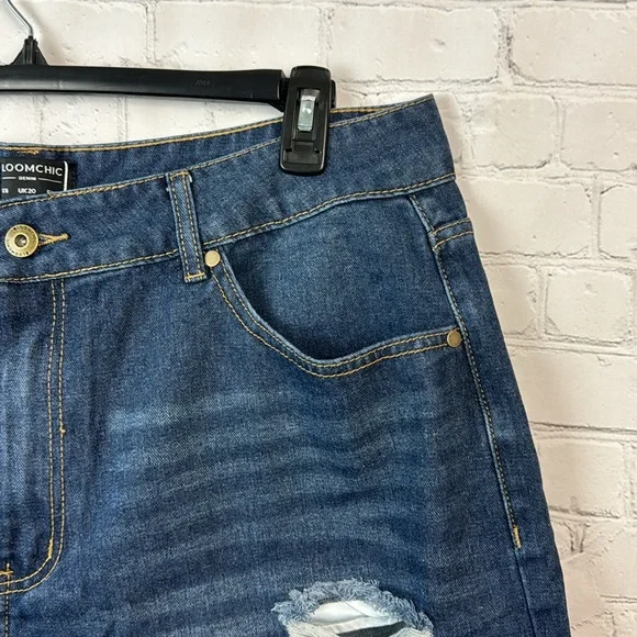 BloomChic High Rise Medium Wash Distressed Rolled Hem Jean Shorts Plus Size 16 - Picture 3 of 5